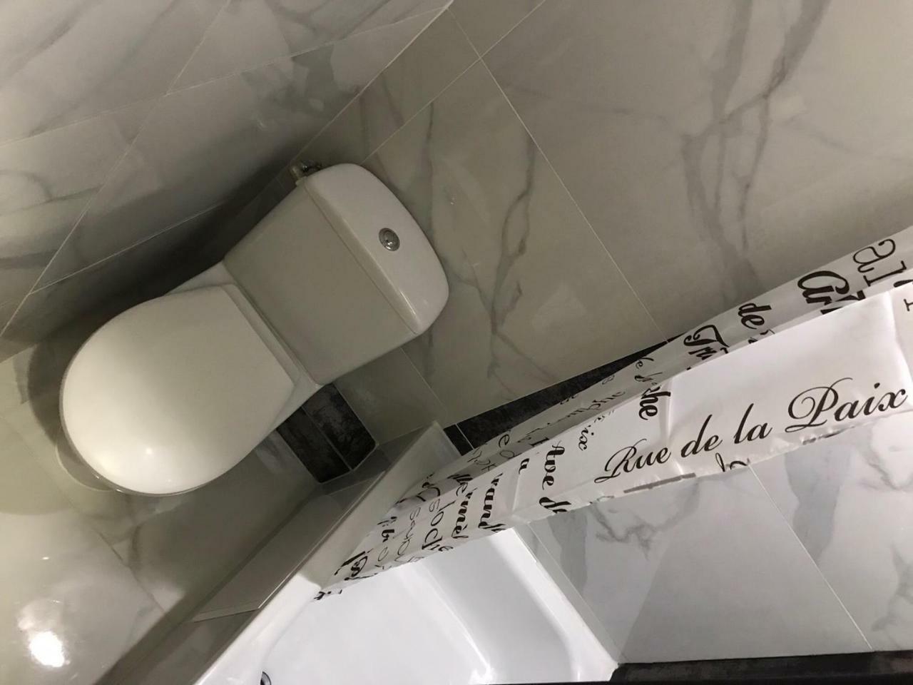 Ruska Apartments Lviv Luaran gambar